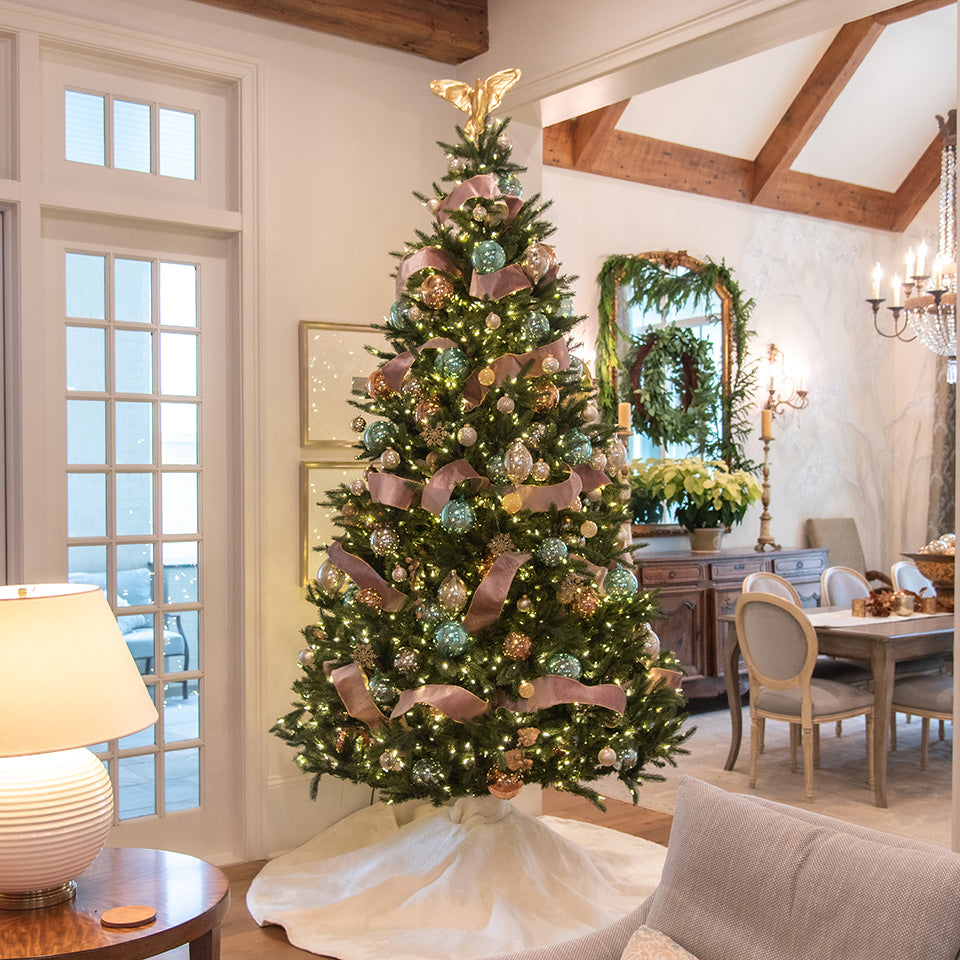Sculpted Dove Tree Topper – Fig & Dove